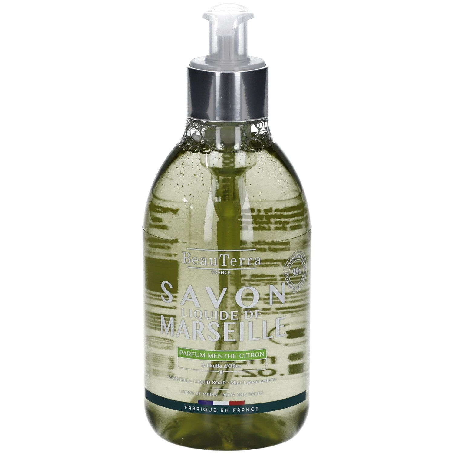 Savon liquide avec distributeur. Produit vert transparent. Inscription: Savon liquide de Marseille, Parfum Menthe-Citron. Fabriqué en France.