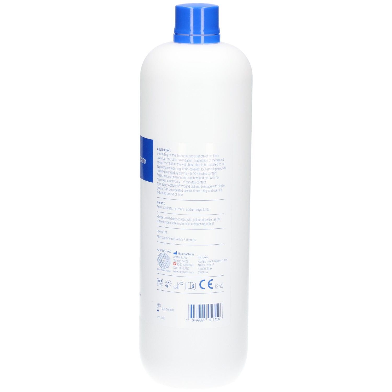 Rückseite einer weißen Flasche Actimaris forte Wundspüllösung mit blauer Kappe. Enthält Anwendungshinweise und Zertifizierungen.