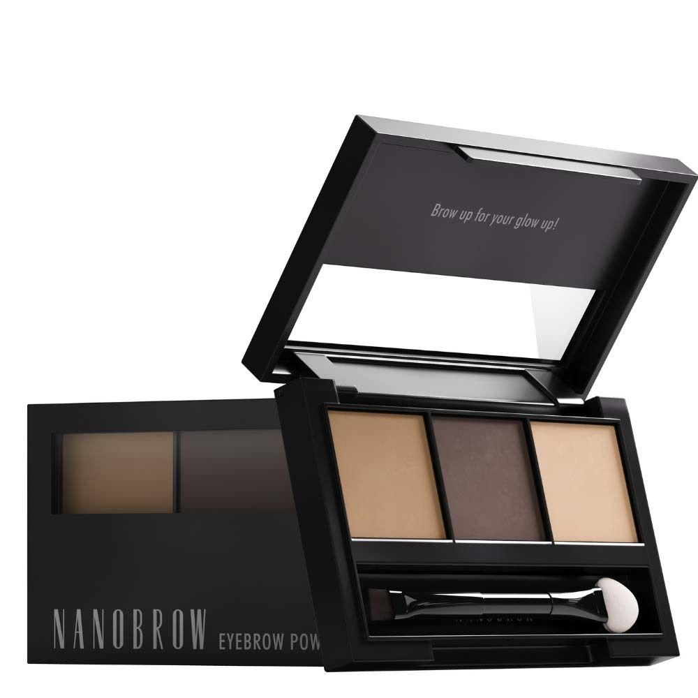 Kit de poudre à sourcils NANOBROW. Palette noire avec trois teintes, pinceau et miroir. Ouvert.