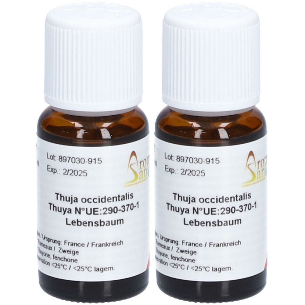 Zwei kleine braune Glasflaschen mit weißem Deckel. Etiketten mit Text: Thuja occidentalis, Exp. 2/2025, Aromasan.