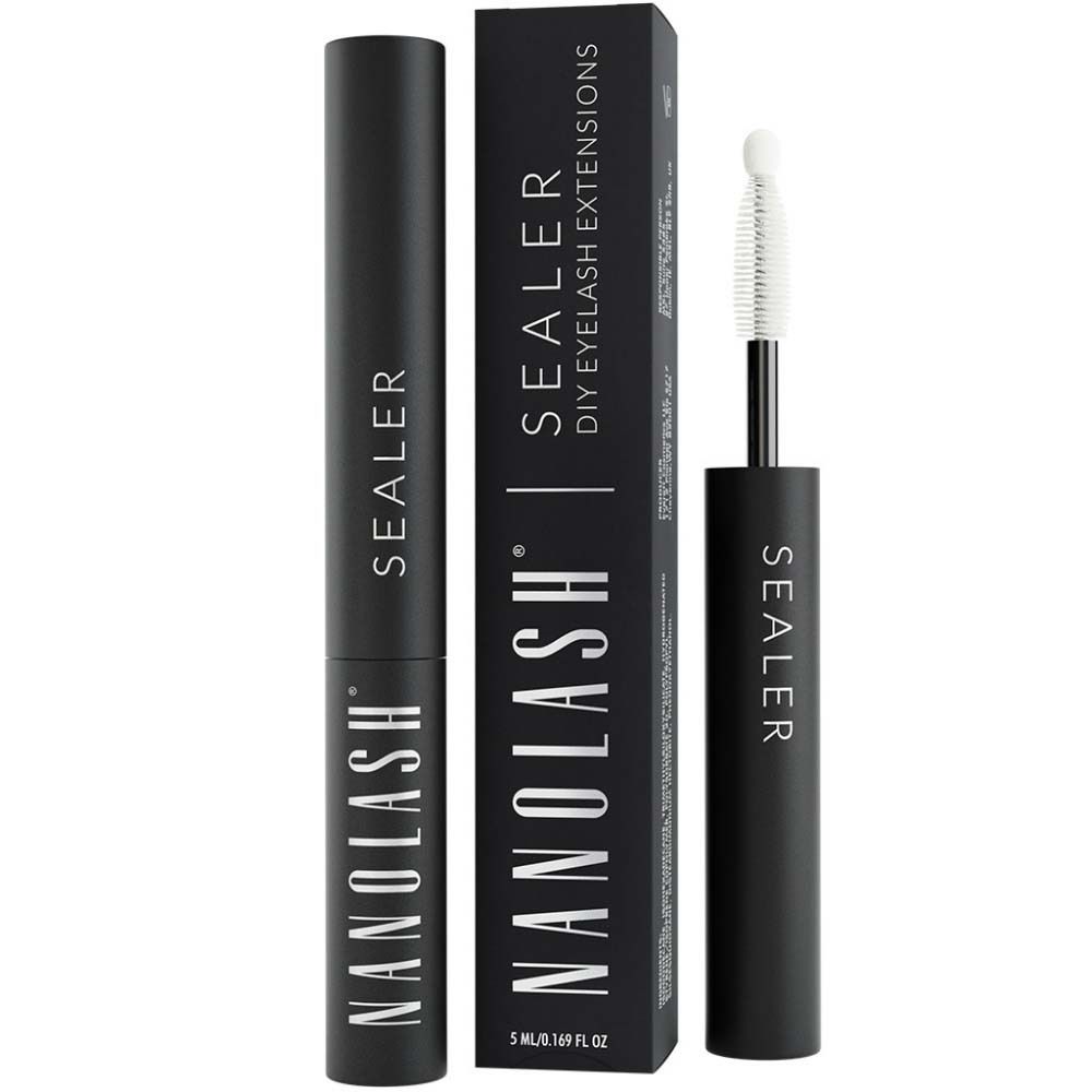 Schwarze Tube und Verpackung mit weißem Text. Enthält einen Applikator. Aufschrift: NANOLASH, SEALER, DIY EYELASH EXTENSIONS.