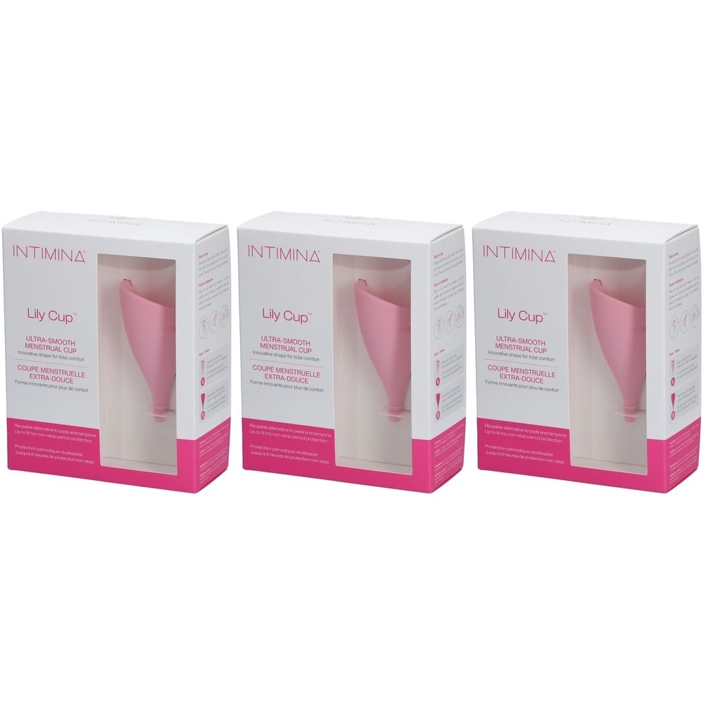 Drei Verpackungen der Intimina Lily Cup™ Größe A. Jede Packung zeigt eine rosa Menstruationstasse. Aufdruck: Intimina, Lily Cup, ultra-weich.