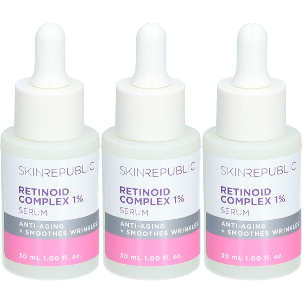 Drei Flaschen Serum mit weißem Deckel und Etikett. Aufschrift: Skin Republic, Retinoid Complex 1%, Serum, Anti-Aging, glättet Falten.