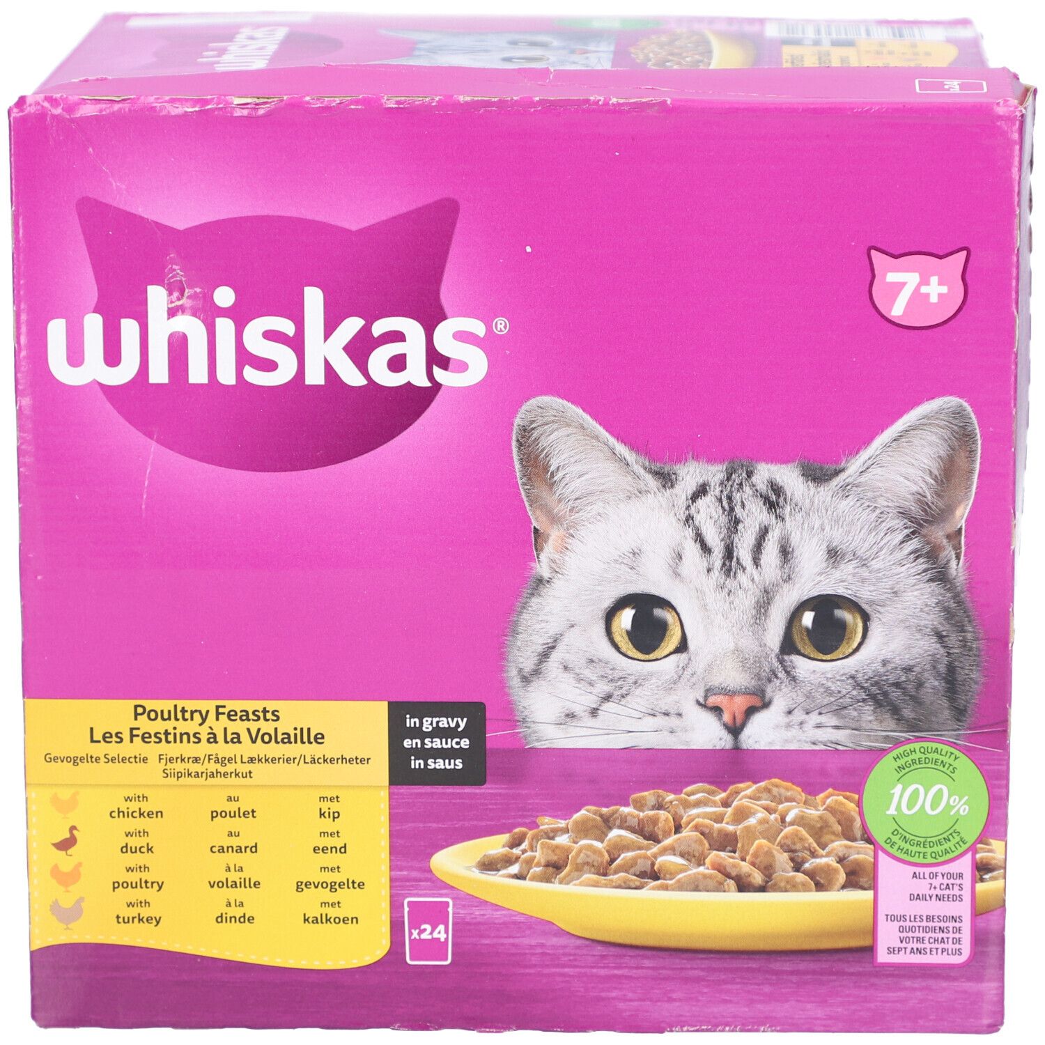 Rosa Karton mit "Whiskas" Logo und Katzenabbildung. Enthält Trockenfutter. Text: "7+" und "Poultry Feasts".