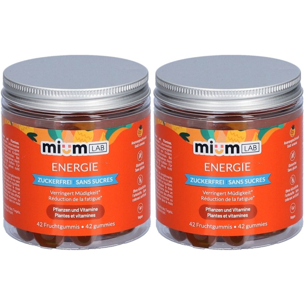Zwei Gläser miumLAB Energie Gummis. Orangefarbene Etiketten mit Produktinformationen. Deckel silberfarben.