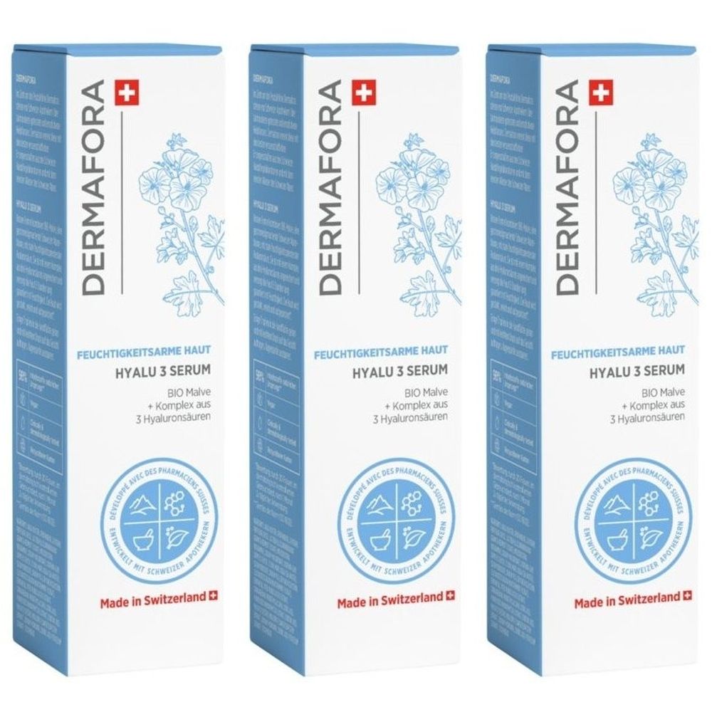 Drei identische Verpackungen von DERMAFORA Serum. Aufschrift: HYALU 3 Serum, Bio Malve, Komplex aus 3 Hyaluronsäuren. Hergestellt in der Schweiz.