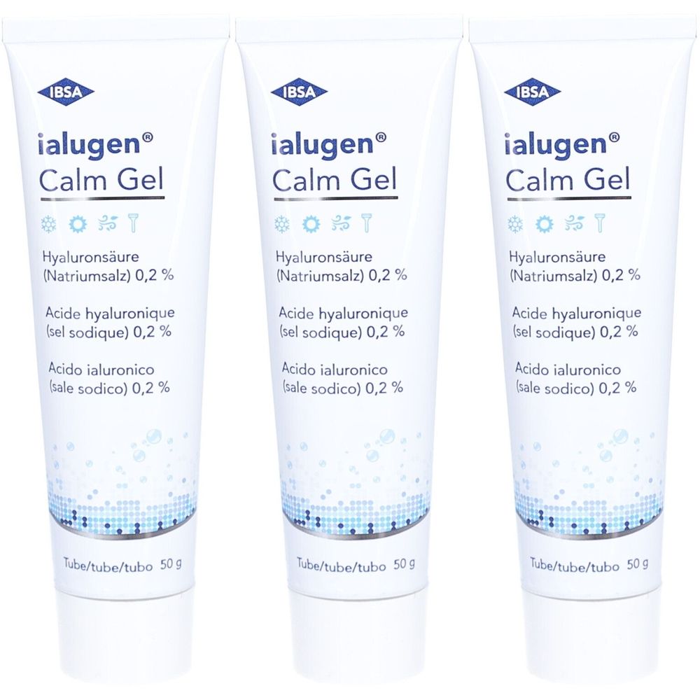 Trois tubes de Ialugen Calm Gel. Tubes blancs avec texte bleu. Contient de l'acide hyaluronique. Inscription : Tube/tube/tubo 50g.
