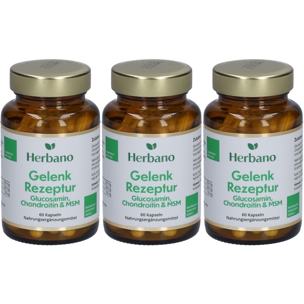 Drei braune Glasflaschen mit goldenen Deckeln. Auf den Etiketten steht "Herbano Gelenk Rezeptur" mit Inhaltsstoffen und "60 Kapseln".