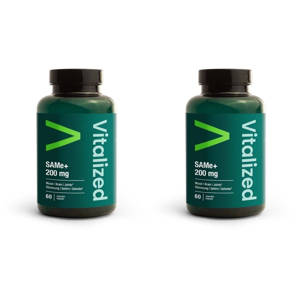 Deux flacons verts avec bouchons noirs. Inscription : Vitalized, SAMe+ 200 mg, 60 gélules. Logo vert en forme de V.