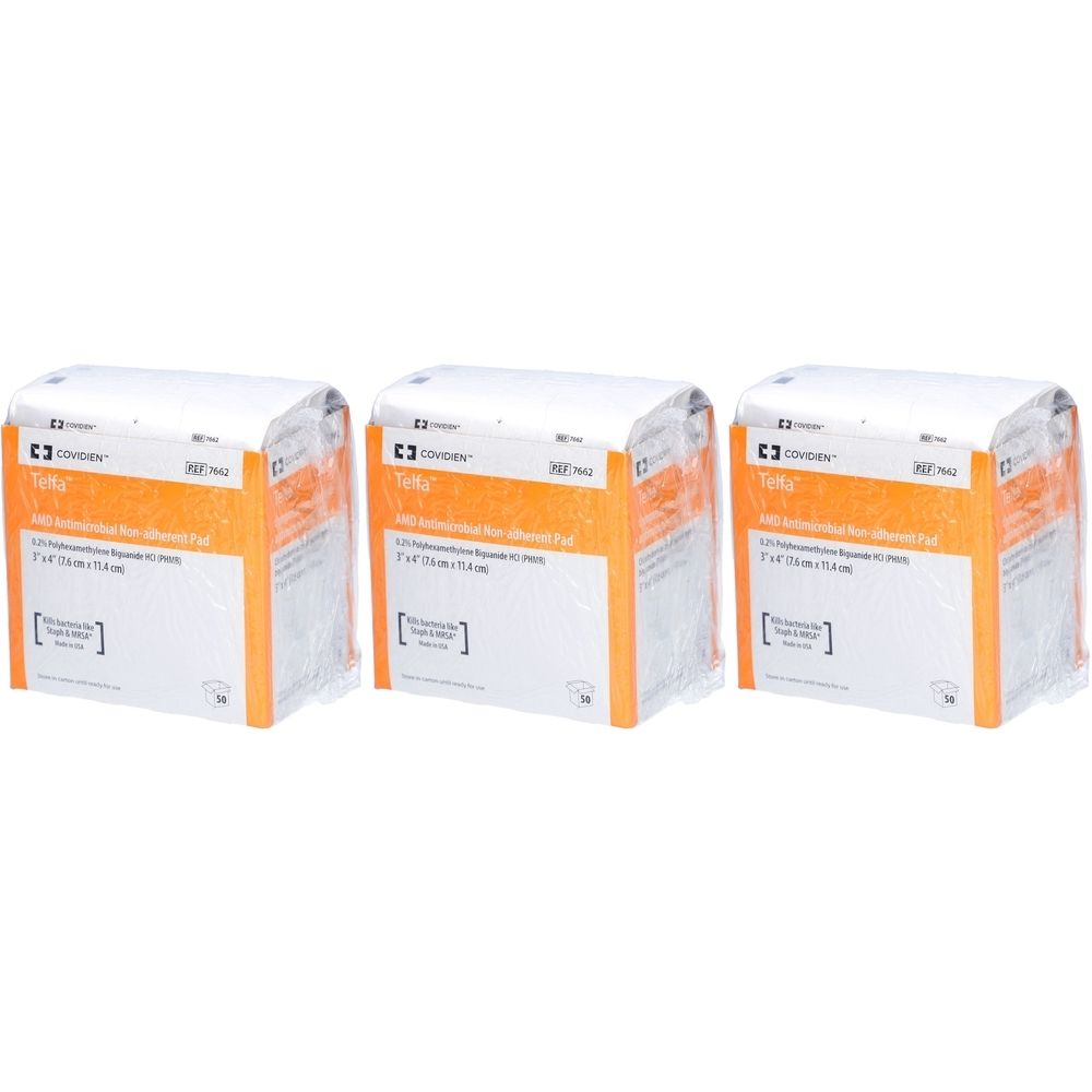 Drei Packungen Telfa AMD Wundverband. Verpackung mit weißem Deckel, orangefarbener Mitte und Produktinformationen. Steril.