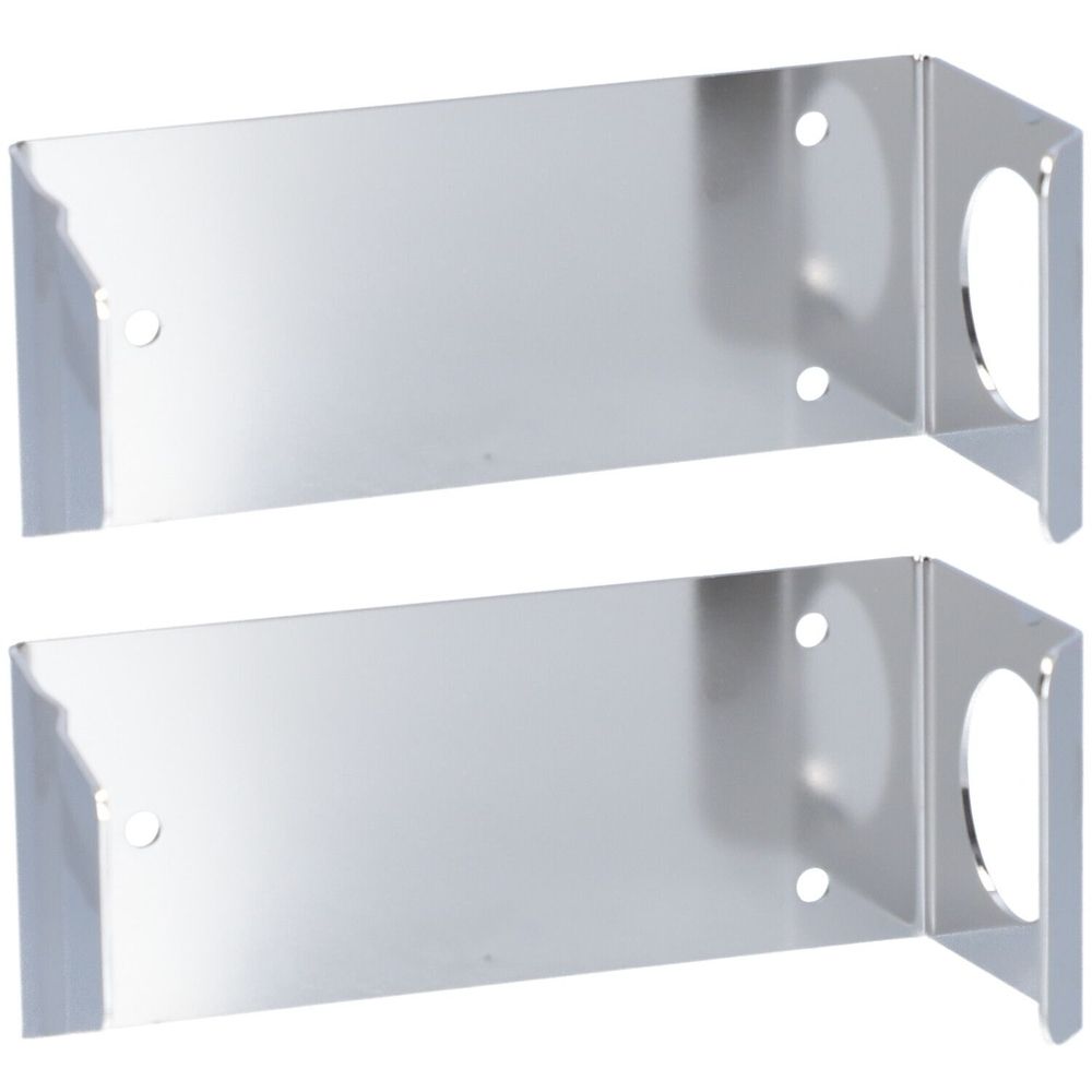 Zwei Wandhalter mit Flaschenhalsöffnung aus Metall. Rechteckige Form mit abgerundeten Kanten und Löchern zur Befestigung.