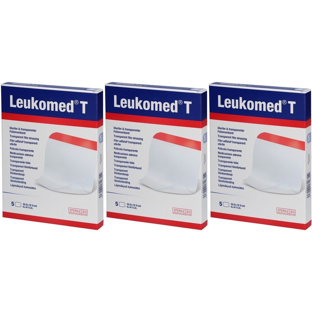 Trois boîtes de pansements Leukomed T. Chaque boîte présente un pansement transparent avec un accent rouge. Impressions en plusieurs langues.
