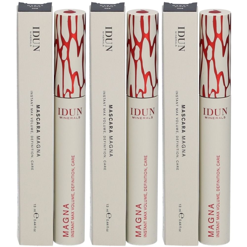 Plusieurs tubes et emballages de mascara. L'emballage est crème avec un motif rouge. IDUN MINERALS et MAGNA sont écrits sur le tube.