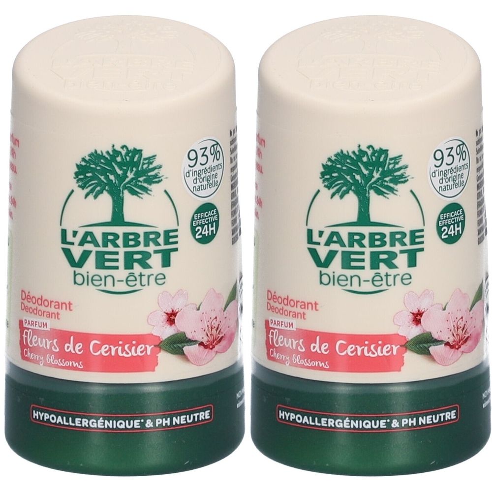 Deux déodorants roll-on. Récipients crème avec accents verts et rouges. Inscription : L'ARBRE VERT, Fleurs de Cerisier, 93% ingrédients naturels.