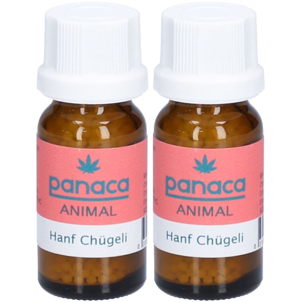 Zwei braune Glasflaschen mit weißen Deckeln und rosa Etiketten. Auf den Etiketten steht "panaca ANIMAL Hanf Chügeli".