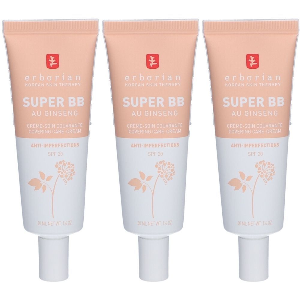 Drei Tuben Erborian Super BB Creme. Rosa-weiße Verpackung mit Produktnamen und SPF 20. Aufschrift: Anti-Unreinheiten.