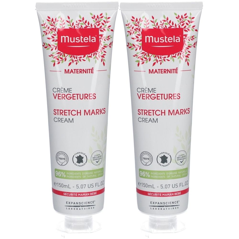 Deux tubes de crème Mustela. Inscriptions: MATERNITÉ, CRÈME VERGETURES, STRETCH MARKS CREAM. 150ml. 96% ingrédients d'origine naturelle. Sceaux.