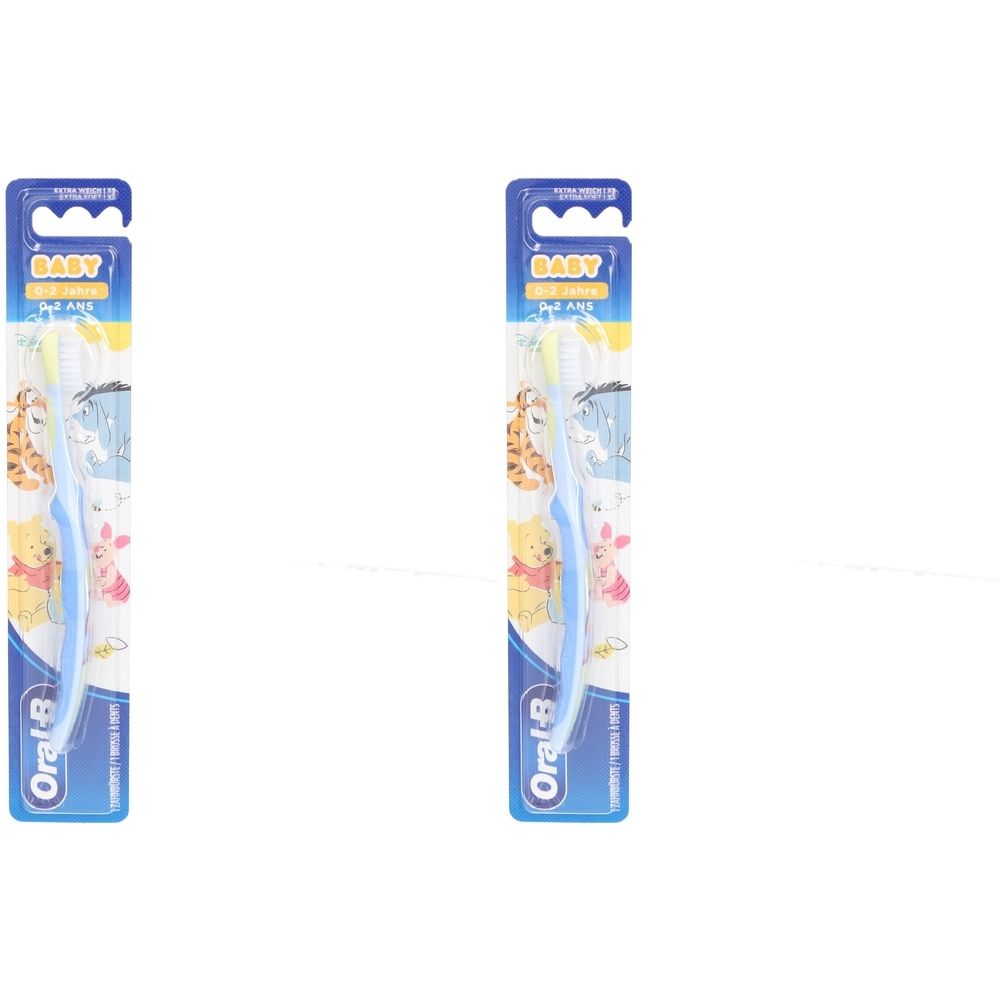 Zahnbürste für Babys in Verpackung. Blaue Bürste mit Winnie Puuh-Motiv. Marke Oral-B.