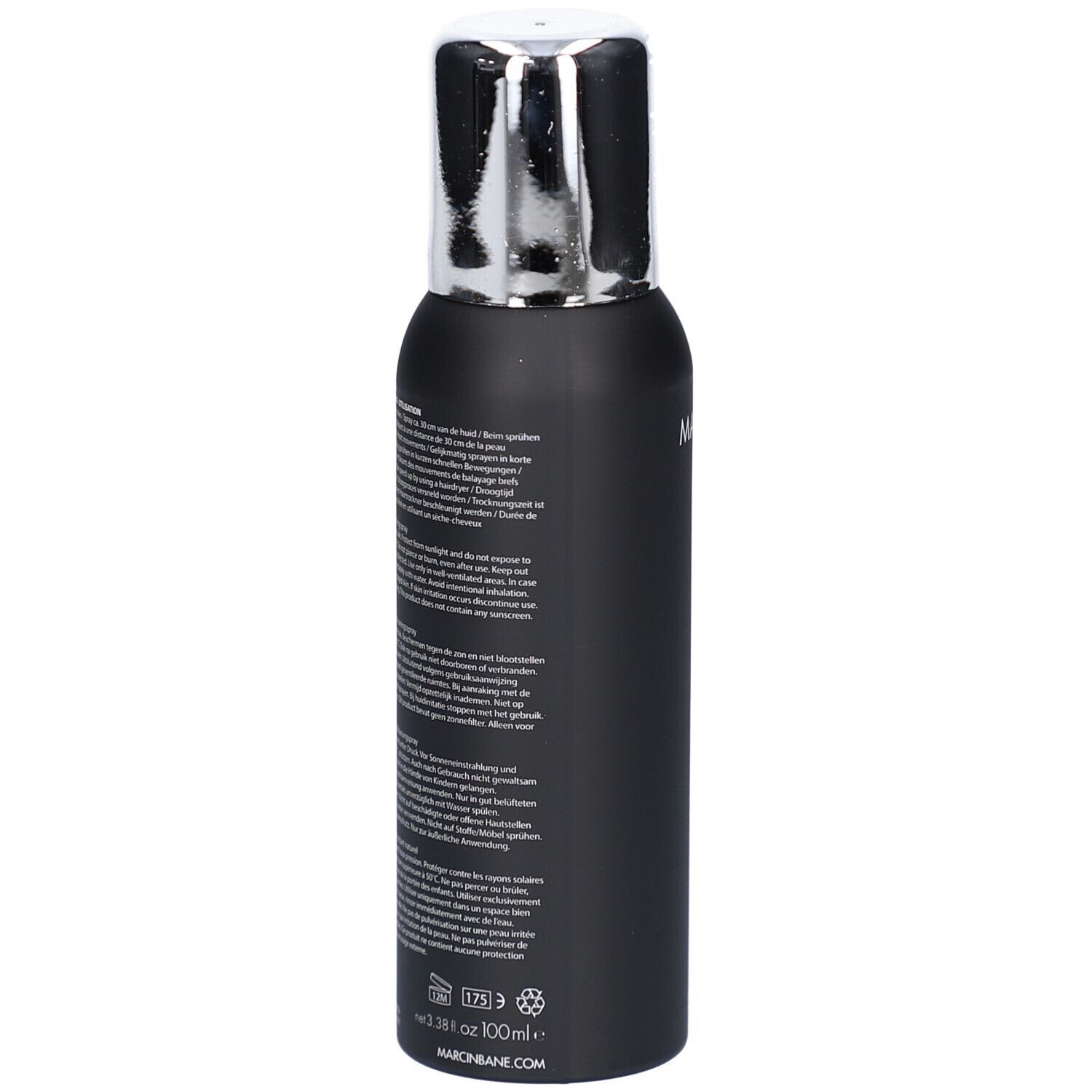 Flacon de spray noir avec bouchon argenté. Texte sur le flacon. MARC INBANE. Hyaluronic Tanning Spray.