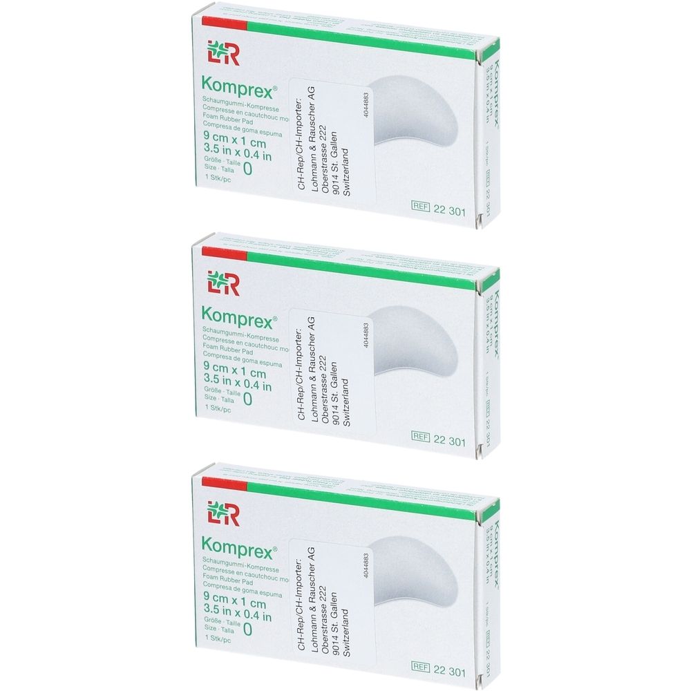 Drei Schachteln Komprex Schaumgummikompresse. Jede Schachtel zeigt eine nierenförmige Kompresse. Aufdruck: 9 cm x 1 cm, Größe 0.