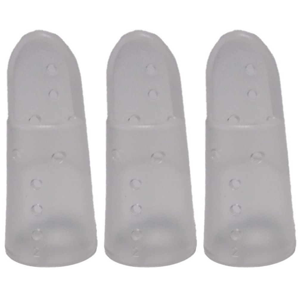 Trois attelles transparentes en forme de doigt. Elles comportent de petits trous et sont marquées du chiffre 2 à la base.