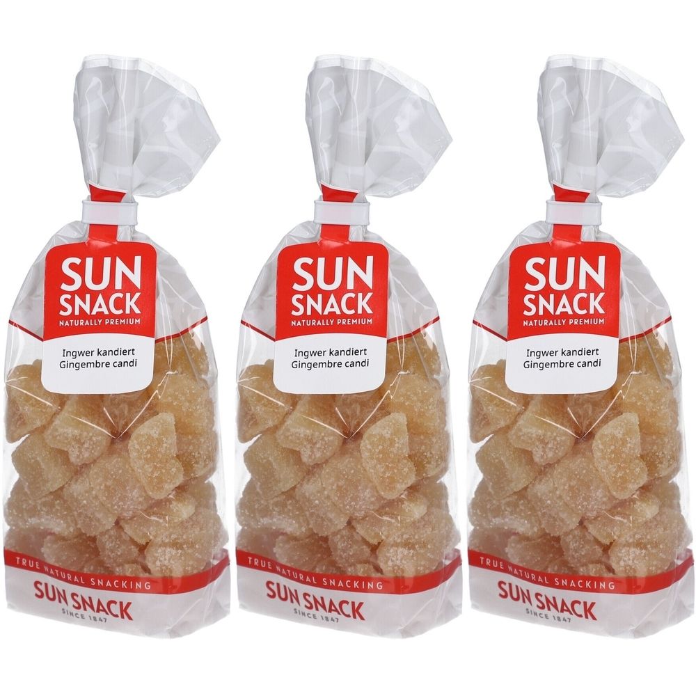 Drei Beutel SUN SNACK Ingwer kandiert. Klare Plastikbeutel mit rotem Etikett. Aufschrift: SUN SNACK, Ingwer kandiert, natürlich premium.