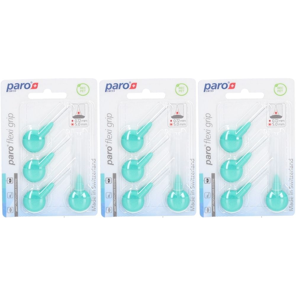 Drei Blisterpackungen mit Interdentalbürsten. Jede Packung enthält sechs Bürsten mit türkisfarbenen Griffen und weißen Borsten.