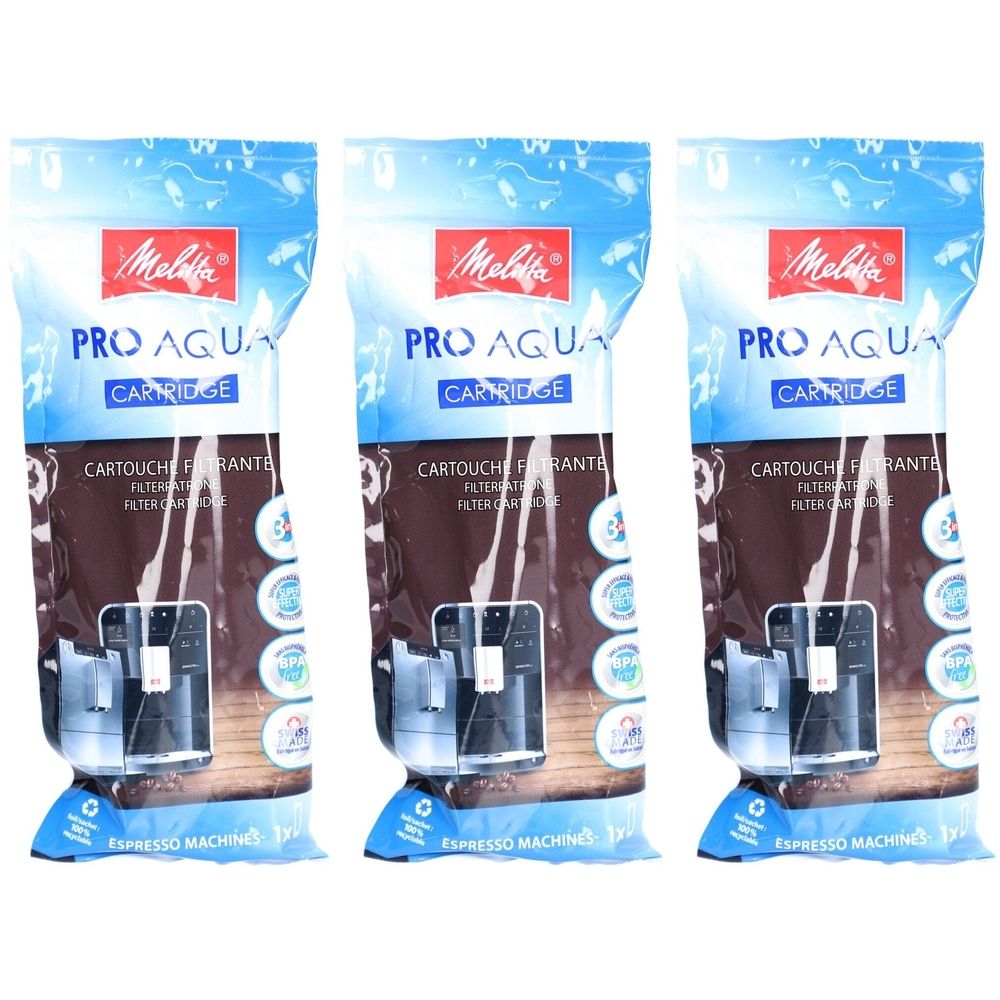 Trois cartouches filtrantes emballées. L'emballage indique Melitta Pro Aqua, Cartridge et Cartouche Filtrante. Pour machines à expresso.
