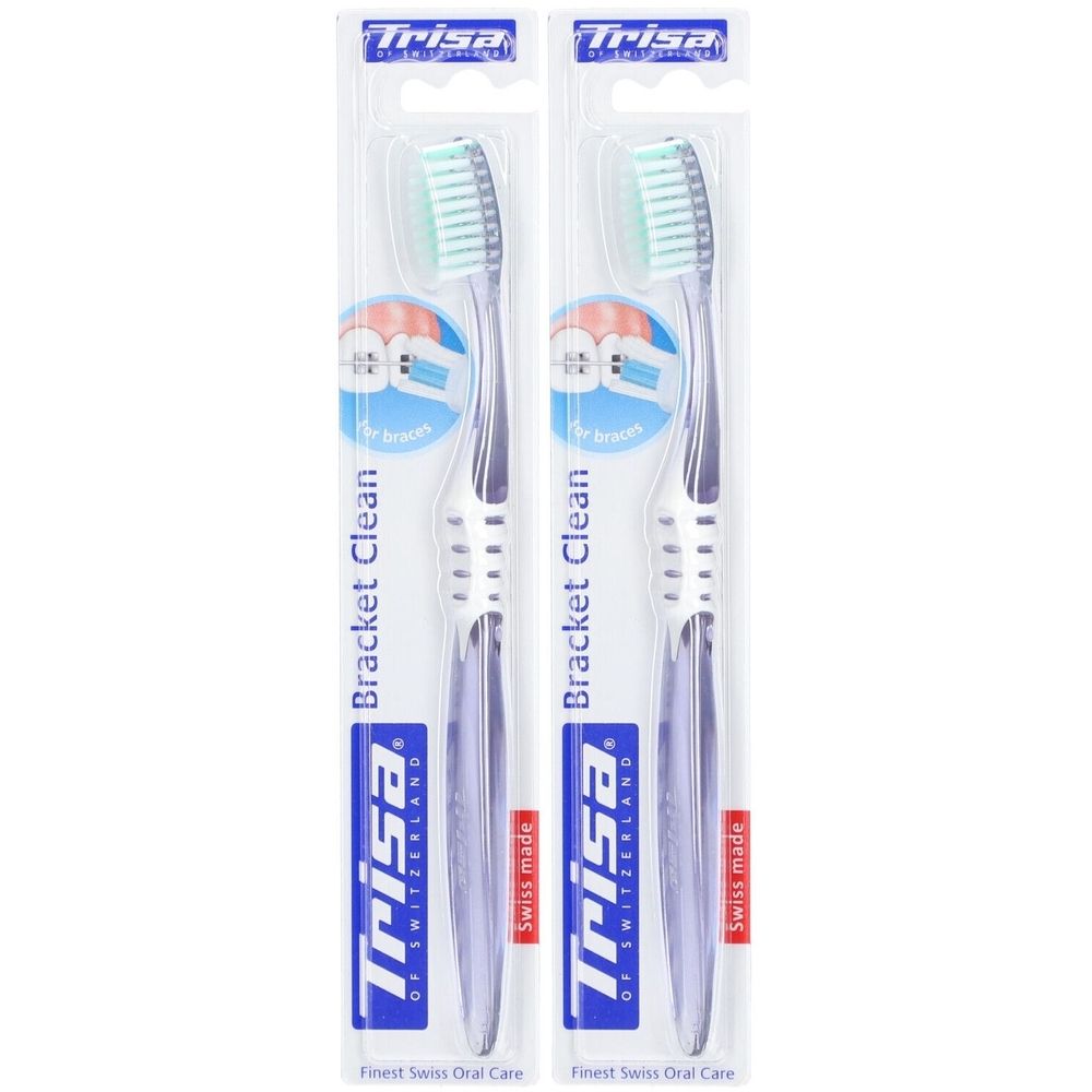 Deux brosses à dents emballées. Marque Trisa, modèle Bracket Clean. Manches bleus, poils clairs. Pour appareils.