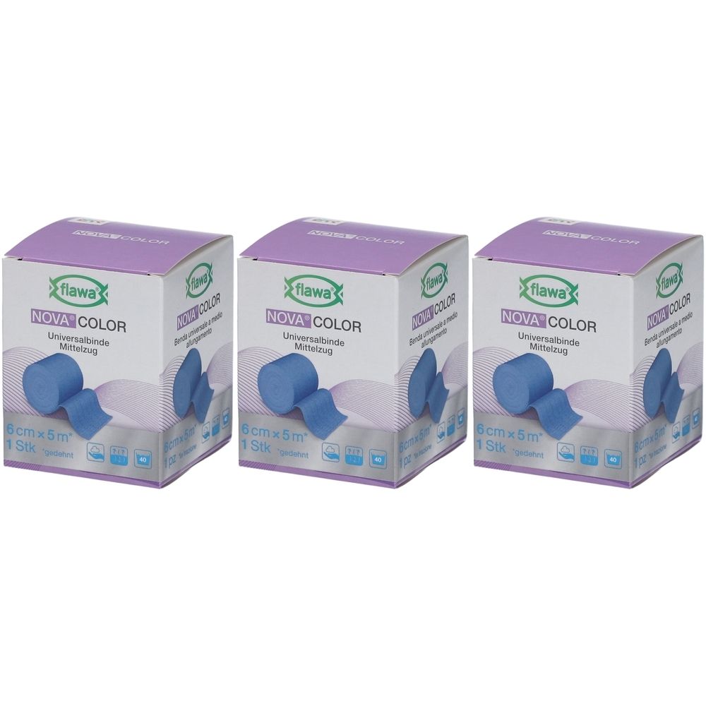 Drei Packungen Flawa Nova Color blau. Jede Packung zeigt eine Rolle Verband, 6 cm x 5 m. Aufdrucke: Nova Color, Universalbinde, 1 Stk.