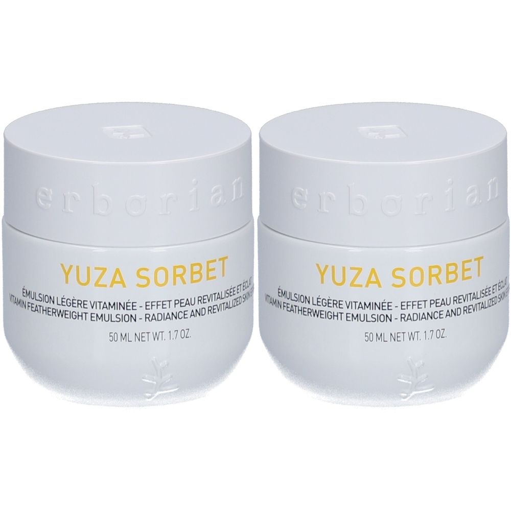 Zwei weiße Tiegel mit Deckel. Aufschrift: Yuza Sorbet, Erborian. Text: Emulsion légère vitaminée, effet peau revitalisée. 50 ml Net Wt. 1.7 oz.