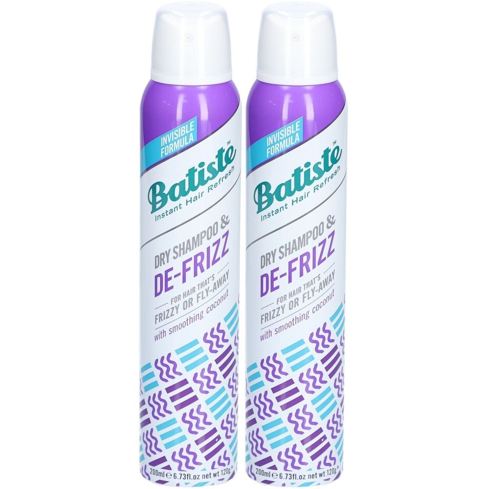 Zwei Sprühflaschen mit weißem Deckel und lila Etikett. Aufschrift: Batiste Dry Shampoo & De-Frizz.