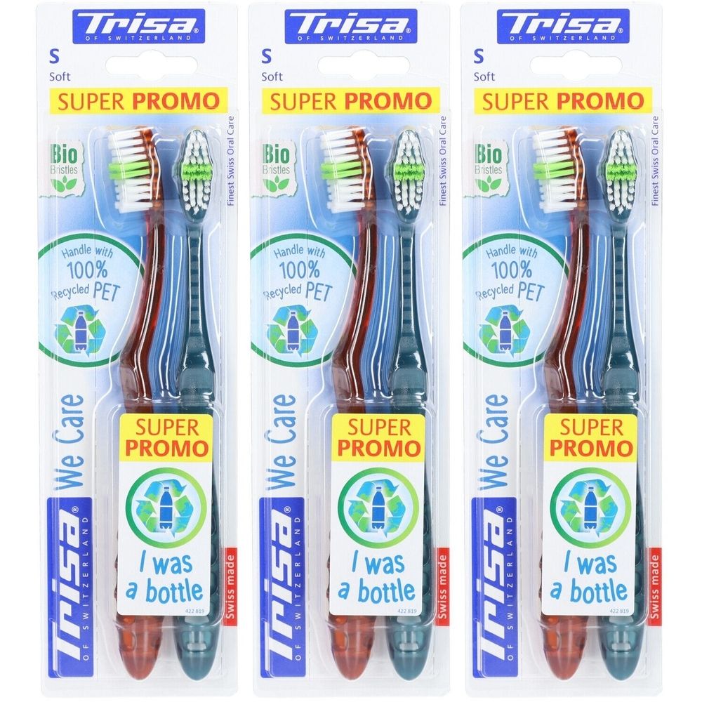 Trois brosses à dents emballées. Soies bleues, rouges et vertes. Inscriptions: Trisa, We Care, Super Promo, I was a bottle.