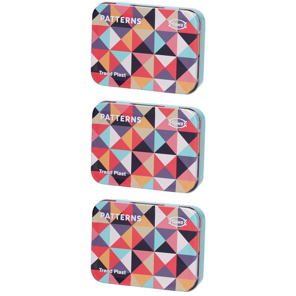 Trois boîtes métalliques rectangulaires avec un motif géométrique de triangles colorés. 'PATTERNS' et 'Trend Plast' sont inscrits.