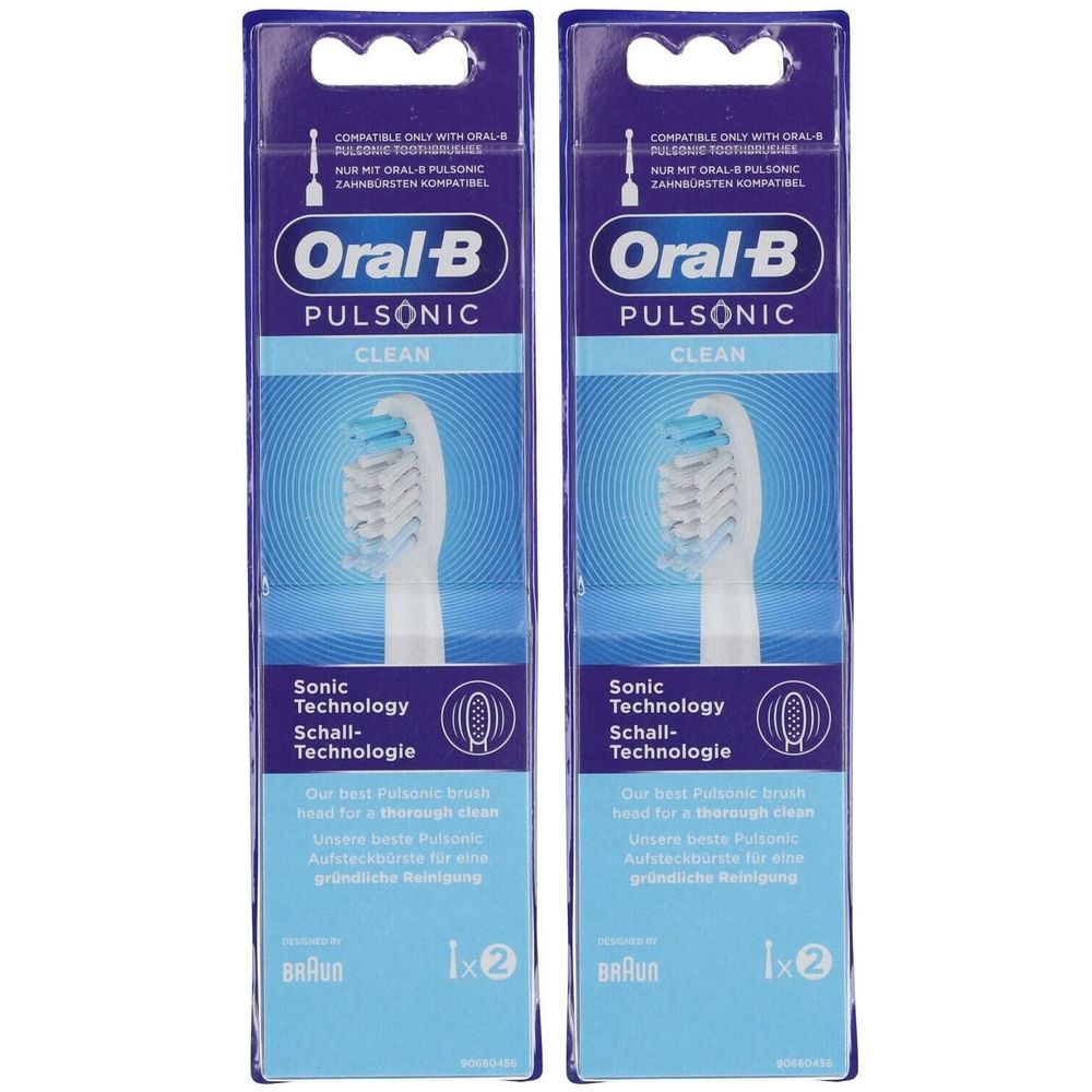 Deux paquets de têtes de brosse Oral-B Pulsonic Clean. Soies bleues et blanches, emballées dans des boîtes bleues avec nom et logo.