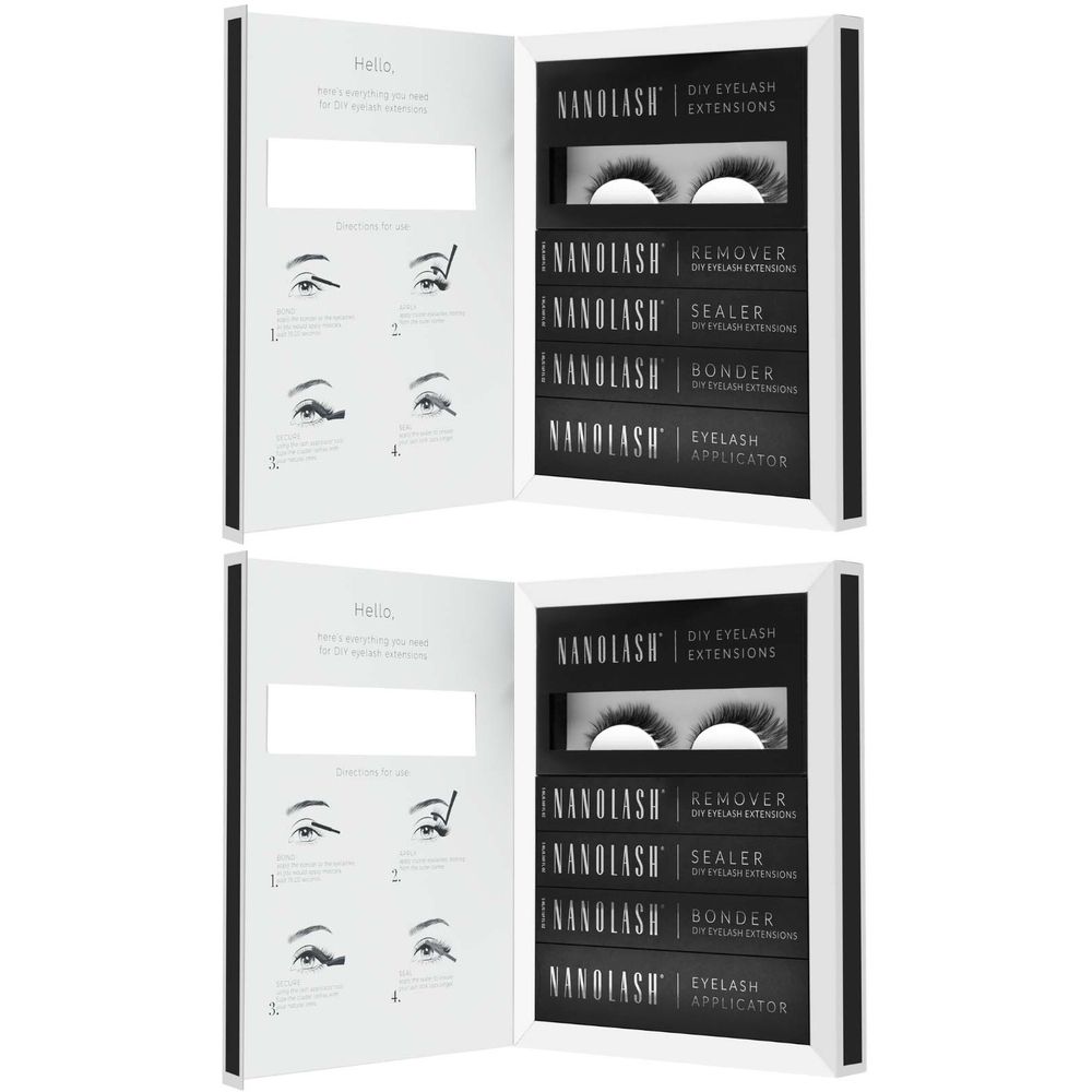 Zwei Nanolash DIY Wimpernverlängerungs-Sets in geöffneter Verpackung. Enthält Wimpern, Entferner, Versiegler, Kleber und Applikator.