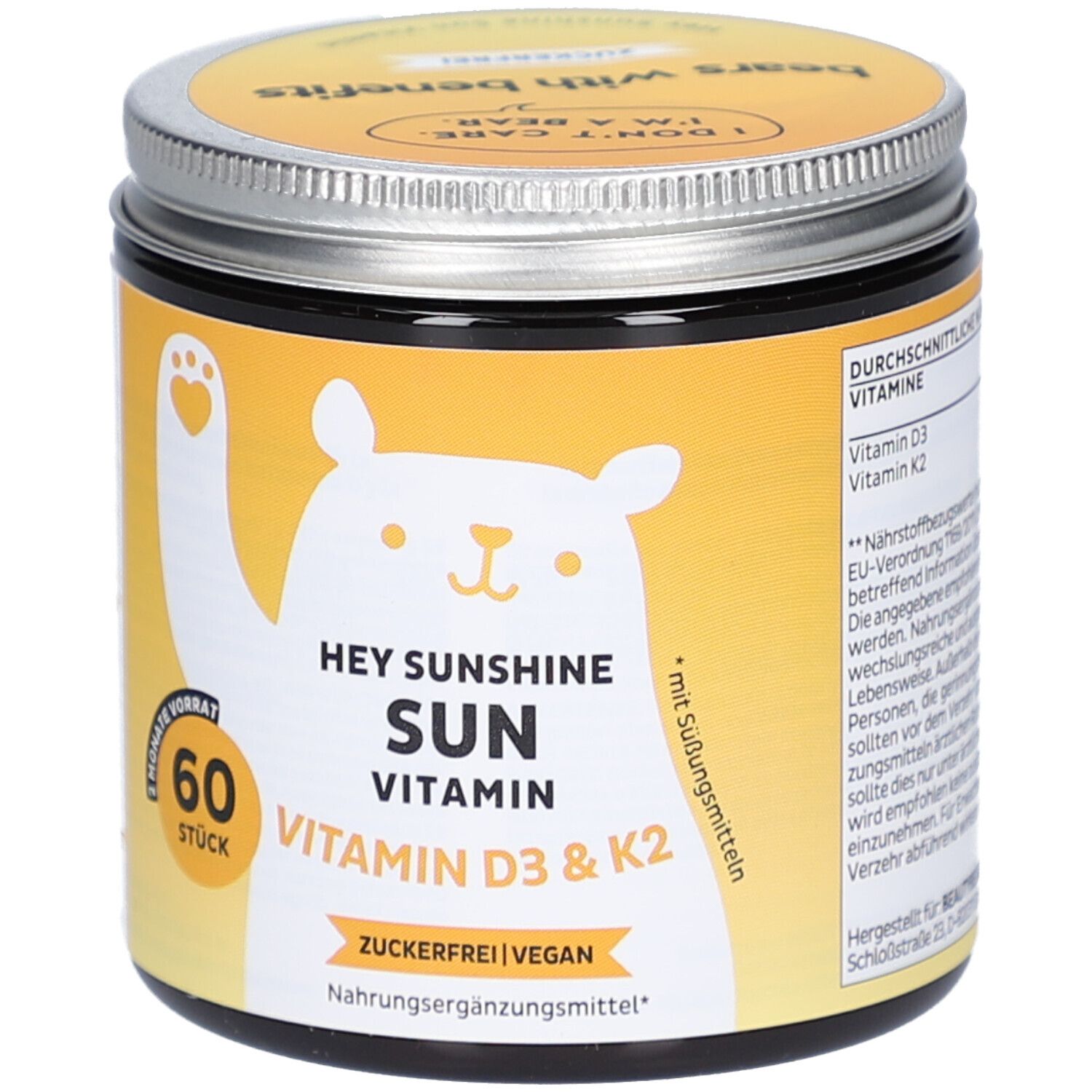 Gelbes Glas mit Deckel. Aufschrift: Hey Sunshine Sun Vitamin D3 & K2. 60 Stück. Vegan. Zuckerfrei. Bär-Illustration.