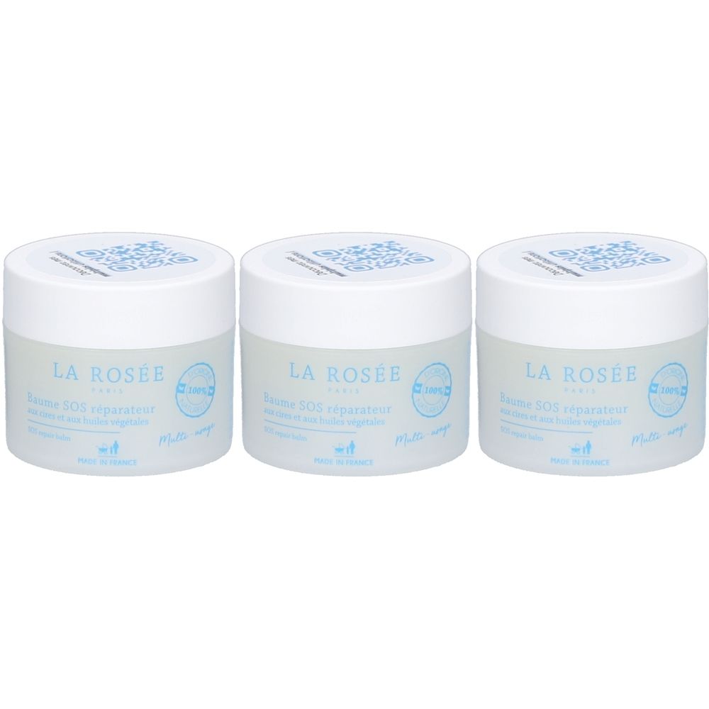 Trois pots de baume SOS LA ROSÉE. Pots blancs avec impression bleue. Couvercles avec code QR. Texte: Baume SOS, Made in France.