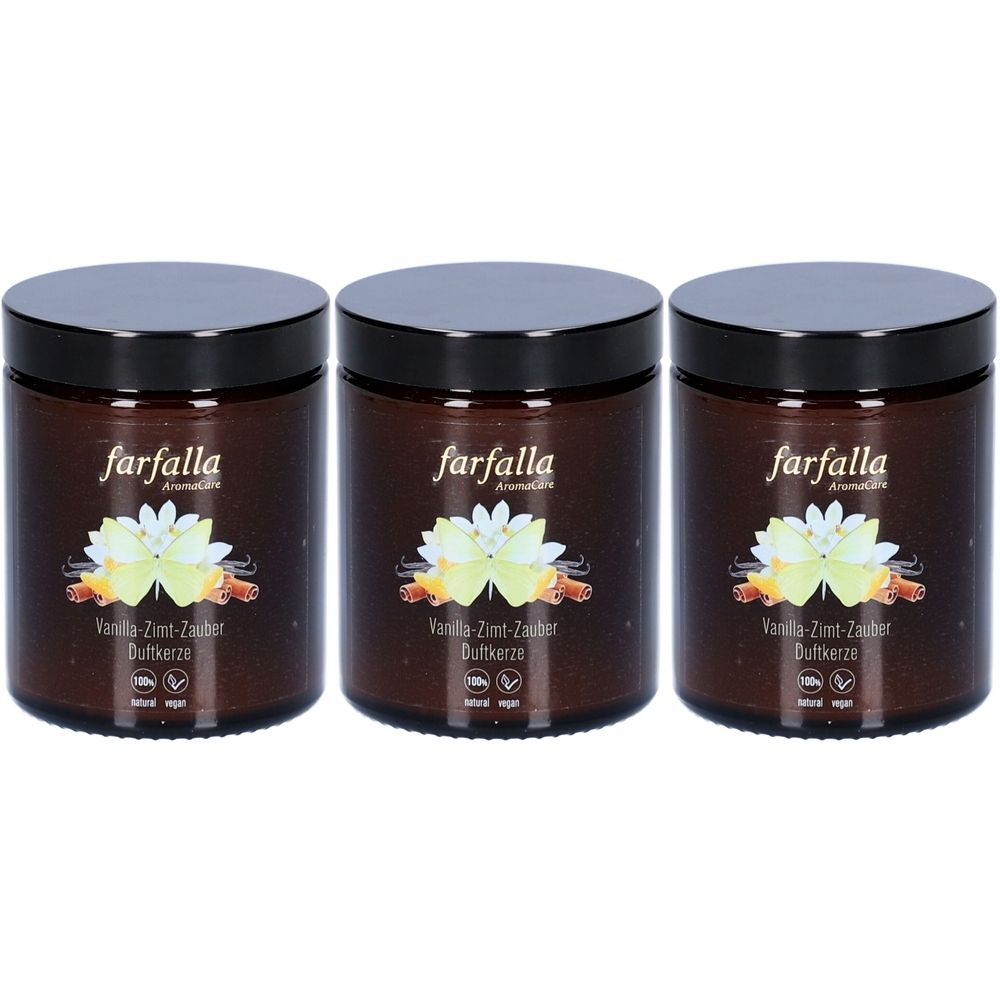Drei braune Gläser mit schwarzem Deckel. Auf jedem Glas steht "farfalla" und "Vanille-Zimt-Zauber Duftkerze".