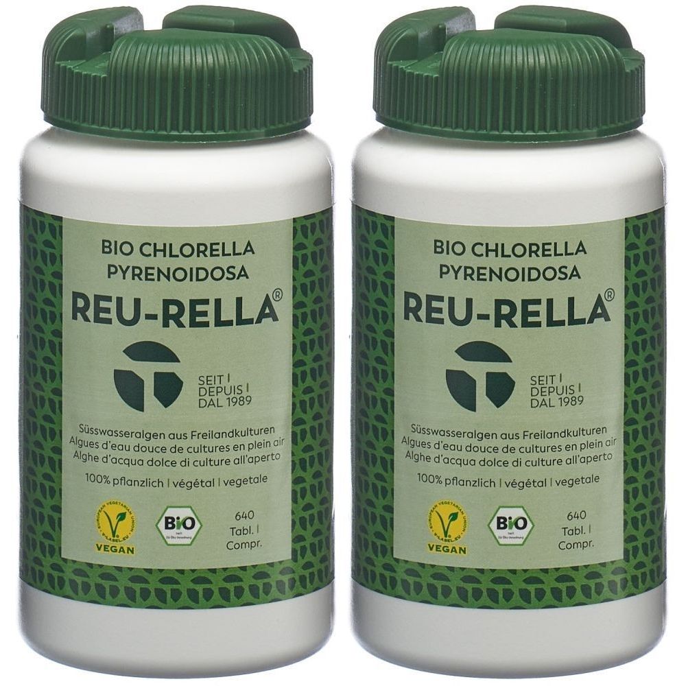 Deux flacons avec bouchon vert. Inscription: BIO CHLORELLA PYRENOIDOSA, REU-RELLA, logo Vegan, label Bio. Contient 640 comprimés.