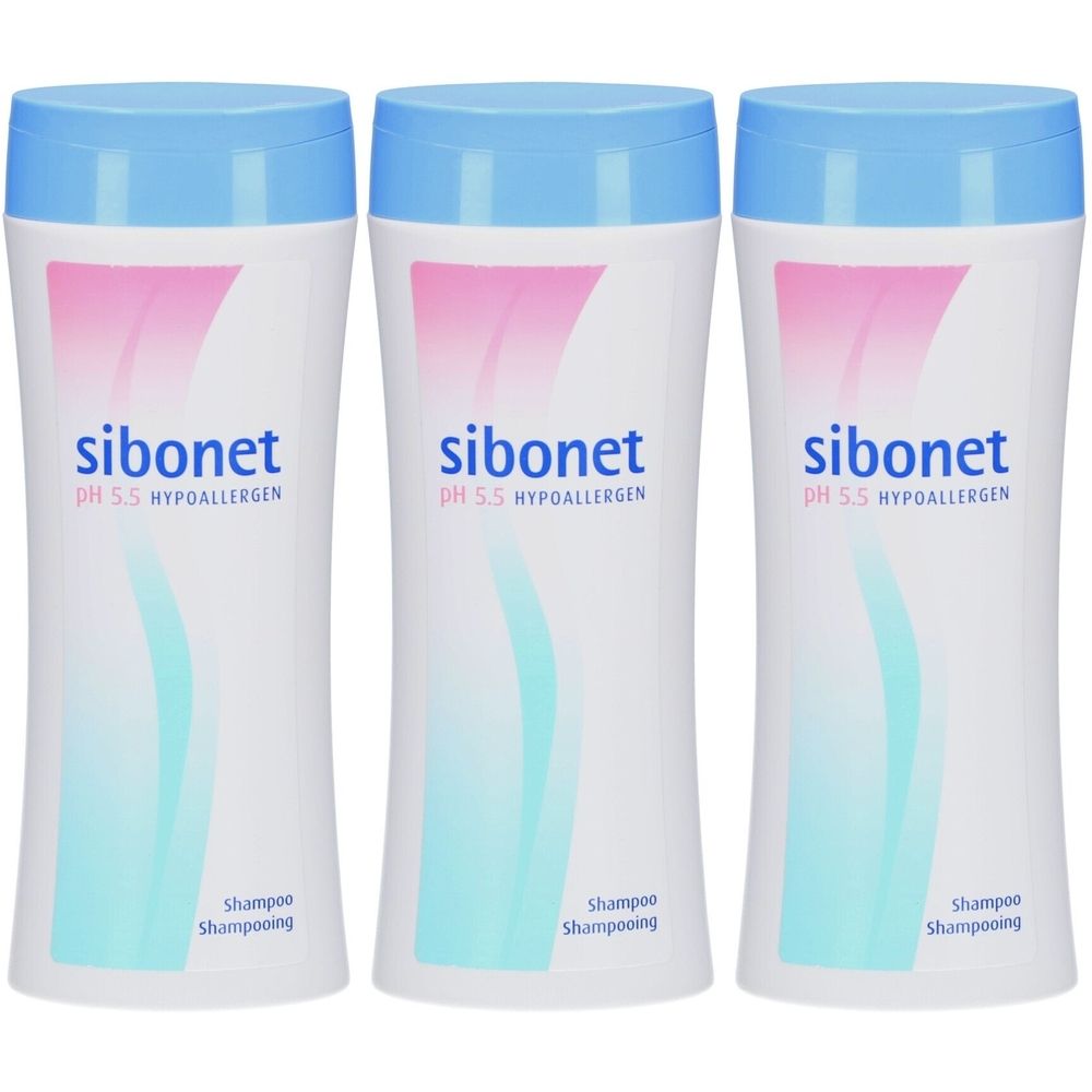 Trois flacons blancs avec bouchons bleus. Sur chaque flacon, le texte "sibonet pH 5.5 hypoallergen" et "Shampooing".