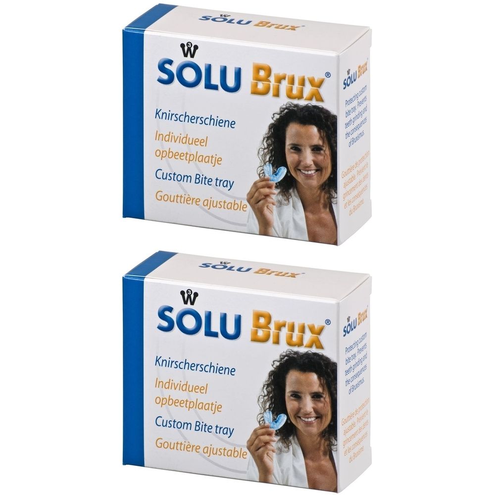 Deux boîtes blanches avec couvercle bleu. Inscription: SOLU Brux, gouttière ajustable, femme avec protège-dents.