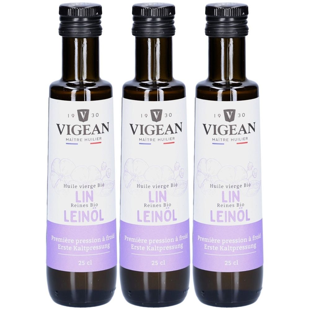 Drei Flaschen VIGEAN Bio-Leinöl. Jede Flasche hat ein weißes Etikett mit lila Akzenten und schwarzem Deckel. Text: LIN, LEINOL, 25 cl.