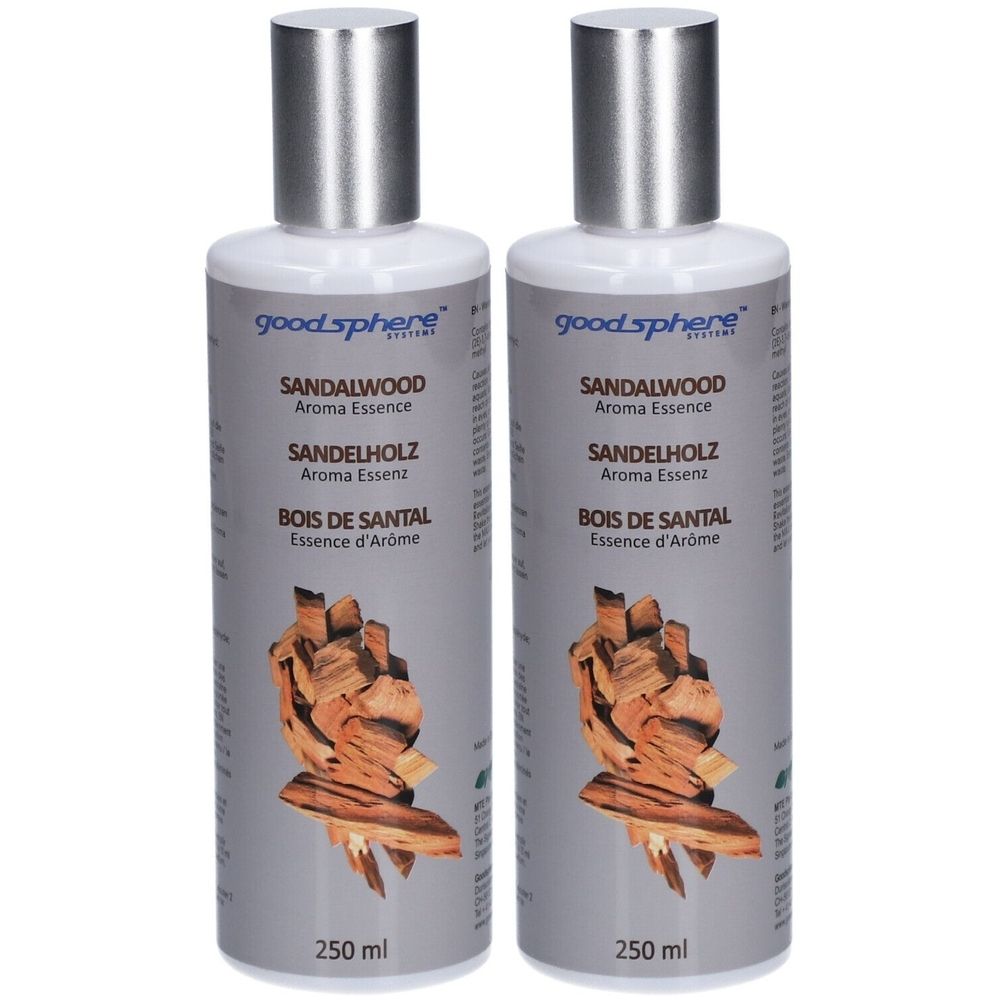 Deux flacons avec bouchon argenté. Inscription: Sandalwood Aroma Essence. Illustration de morceaux de bois. 250 ml.
