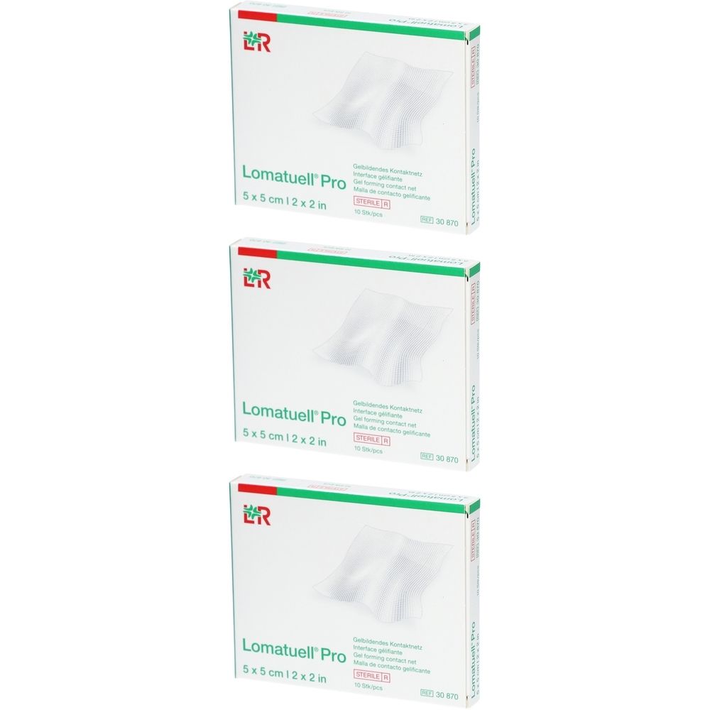 Trois boîtes de Lomatuell Pro 5 x 5 cm. Emballage blanc avec logo vert et rouge. Nom du produit et taille clairement visibles.