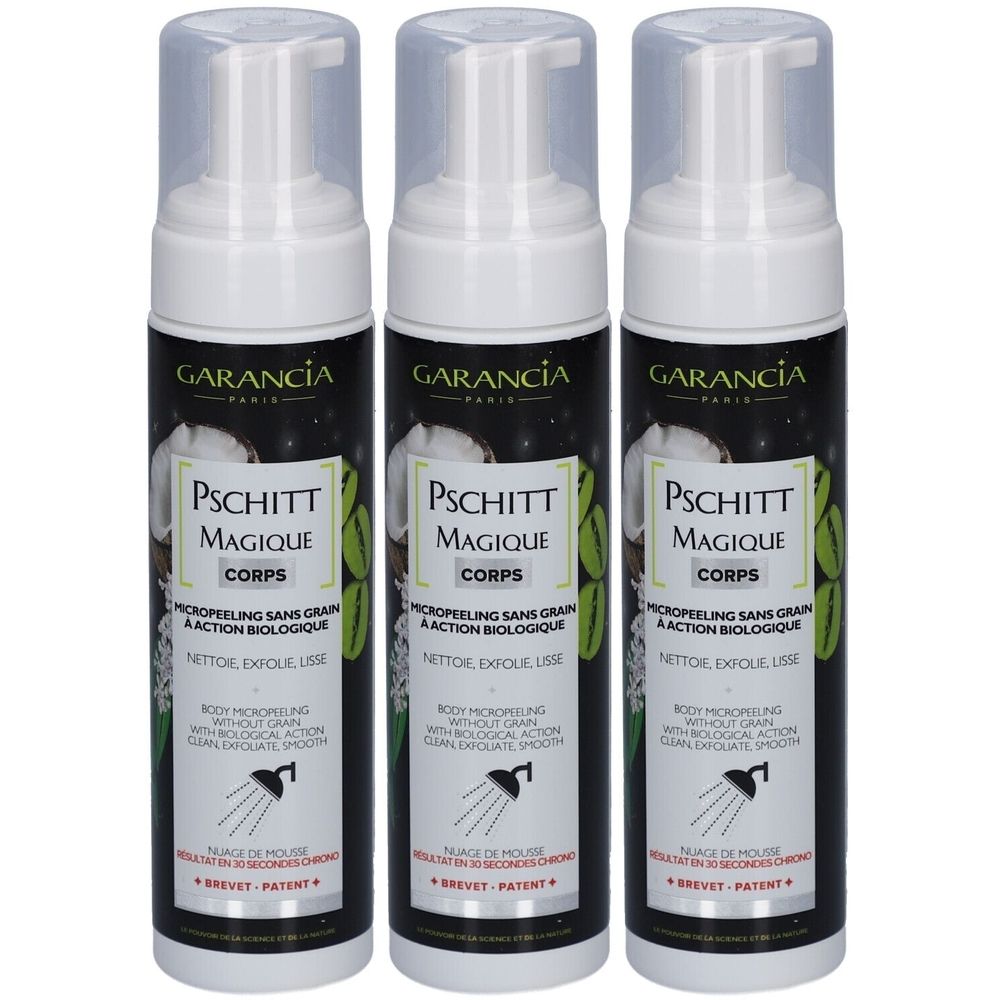 Drei Flaschen mit weißem Pumpspender und schwarzem Etikett. Aufschrift: GARANCIA, PSCHITT MAGIQUE CORPS. Mikropeeling-Duschpflege.