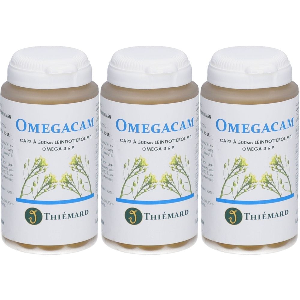 Trois flacons Omegacam. Bouchons blancs, contenants beiges, étiquette avec nom du produit et logo. THIÉMARD.