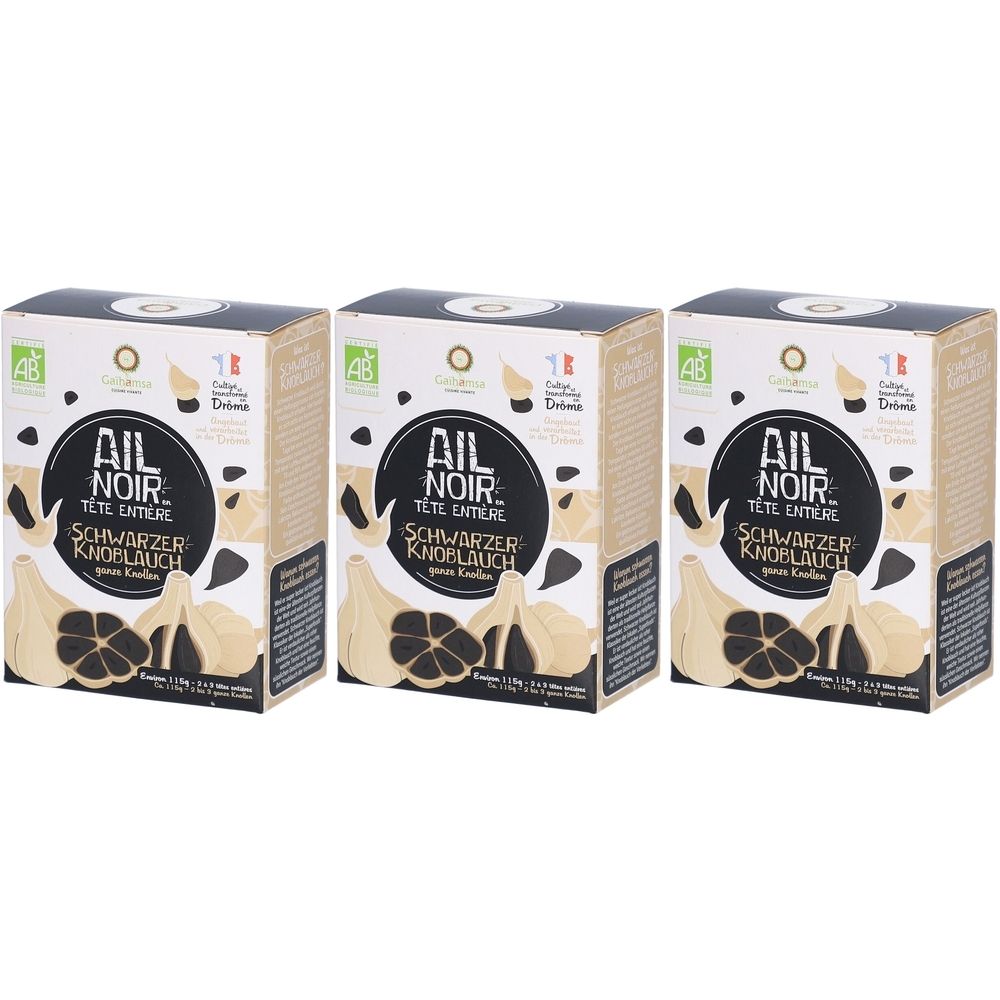 Drei Kartons mit schwarzem Knoblauch. Aufschrift: Ail Noir, Tête Entière, Schwarzer Knoblauch. Bio-Siegel.