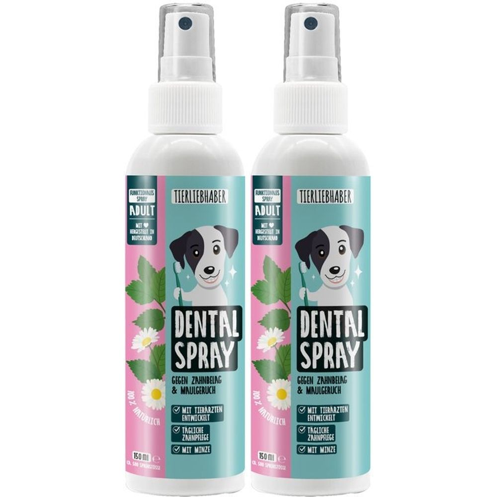 Zwei weiße Sprühflaschen mit blauer und rosa Etikettierung. Aufschrift: Dental Spray. Mit Hund-Illustration. Enthält Informationen zur Zahnpflege.