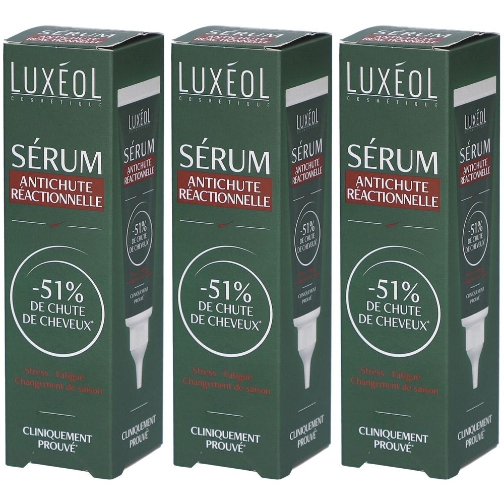 Drei grüne Schachteln mit LUXÉOL Serum. Aufschrift: SÉRUM ANTICHUTE REACTIONNELLE, -51% DE CHUTE DE CHEVEUX. Klinisch geprüft.